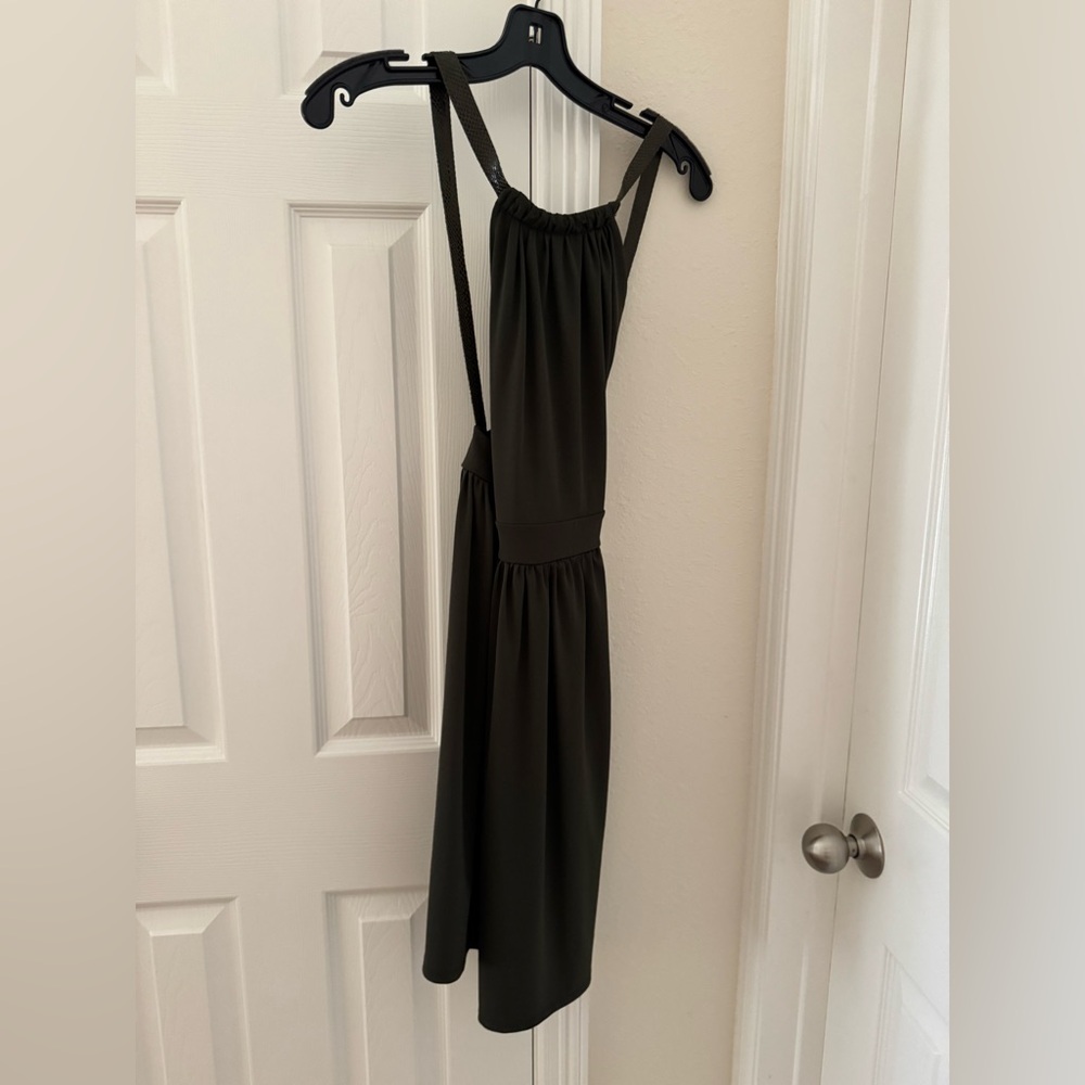 Women’s Sleeveless Gathered Midi Halter Dress